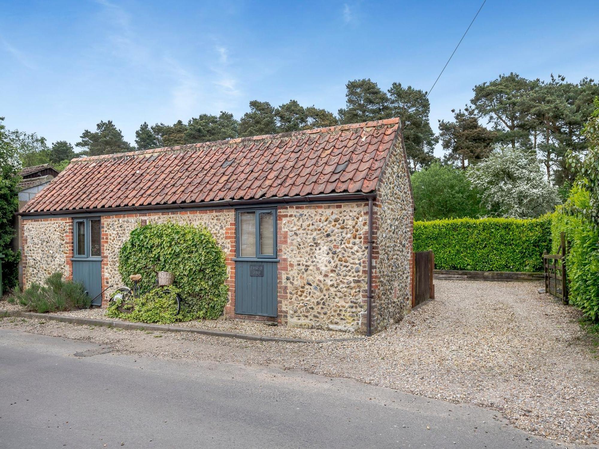 Pittendrigh Cottage Briston Exterior photo